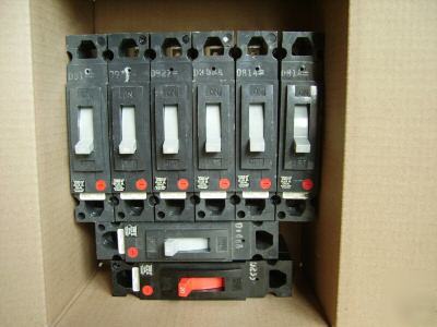 8 ge circuit breakers thed 1P 240V 1-15A, 5-20A, 2-30A