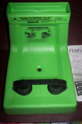 Flashflood eyesaline emergency eyewash station fendall