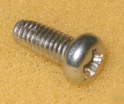 25 metric screws M4-.7 x 10MM phillip pan thread formin