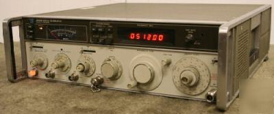 Hp 8640B 0.5 -512MHZ signal generator w/ opt 001 nice