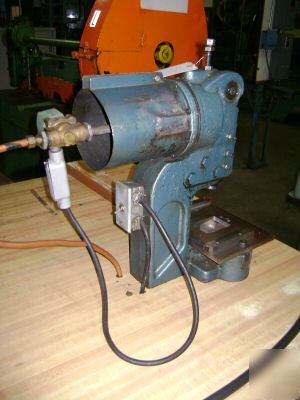 Hydrolic machine power punch press 