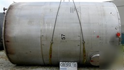 Used: tank, 11,700 gallon, 304 stainless steel, vertica