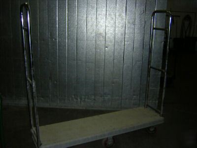 U-boat stock cart with plastic bed