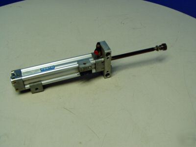 Festo pneumatic cylinder m/n: dnu-32-160-ppv-a