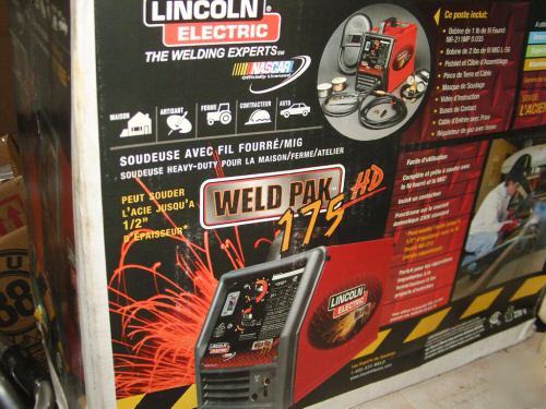 New lincoln electric promig weldpak 175HD welder in box