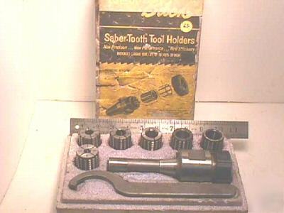 Buck tool 7 R8 milling sabe Â¿ tooth tool holder