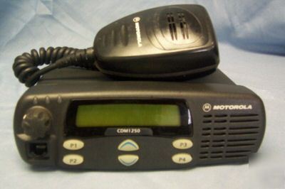 Motorola CDM1250 vhf 45 watt 64 chan radio excellent 
