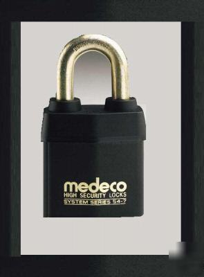Medeco indoor/ outdoor padlock 5/16 shackle