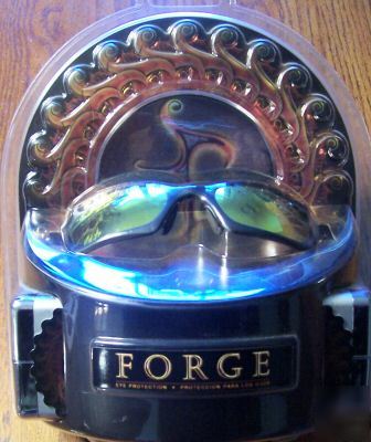 Forge redefined premium safety eyewear-sealed+case