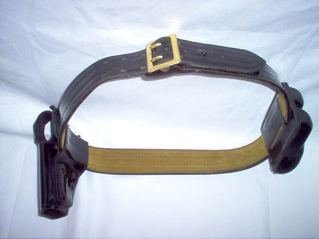 Safariland model 200 duty holster belt mag holder 9 40