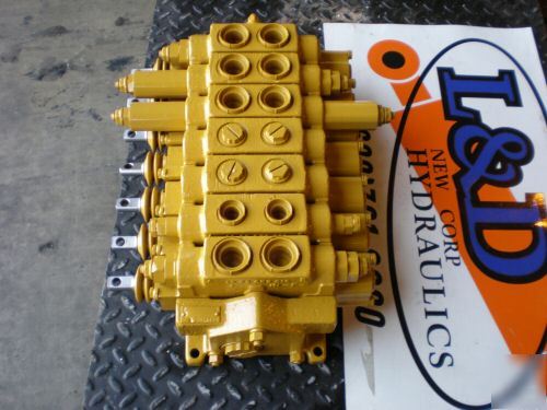Caterpillar main hydraulic valve-416 c backhoe loader