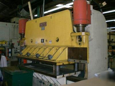 200 ton pacific hydraulic press brake