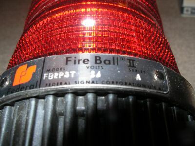 Federal signal red fire ball ii strobe light FB2PST 24V