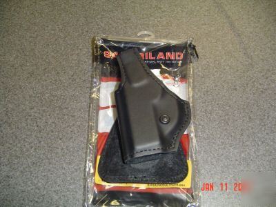 New safariland paddle holster s&w