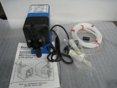 New pulsatron series e plus metering pump, model LPD4, 