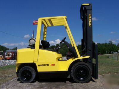 Hyster 8,000 lb solid pneumatic forklift truck