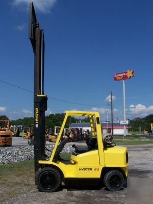 Hyster 8,000 lb solid pneumatic forklift truck