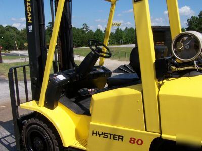 Hyster 8,000 lb solid pneumatic forklift truck