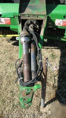 John deere 535 round hay baler