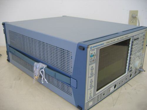 R&s FSIQ26 signal analyzer, 20 hz - 26.5 ghz