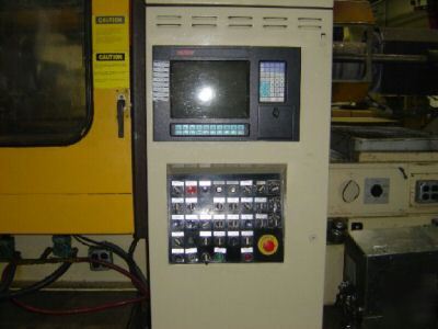 550 ton, 64.83 oz. husky injection molding machine '90