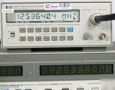 Hp/agilent 8657D pi/4 dqpsk signal generator 1030MHZ