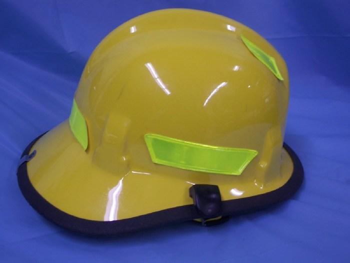 New cairns 360 fire helmet yellow
