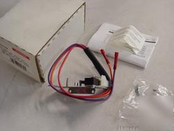 New honeywell 220736A internal aux switch kit 