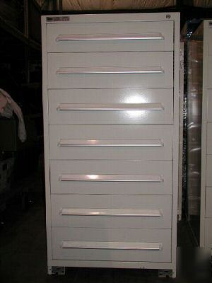 Vidmar 7 drawer tool / parts storage cabinet