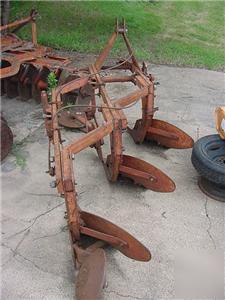 Ford three bottom plow * 