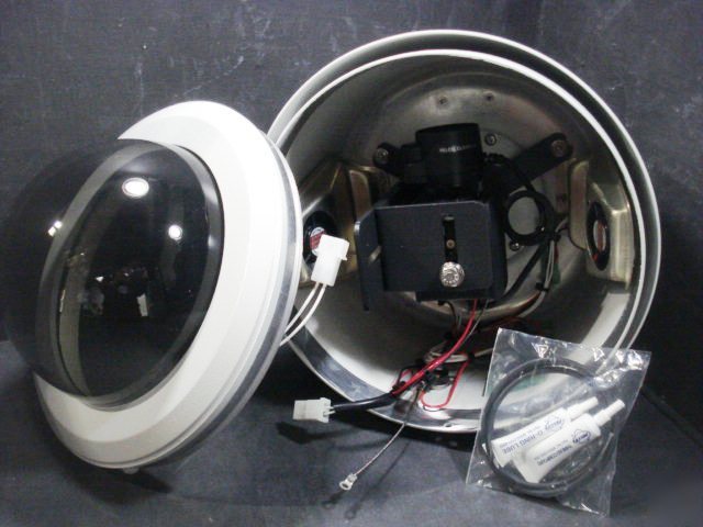 Pelco DF5CA-pg-E08A dome camera w/ dome cover
