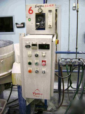 Tipton vibratory centrifugal disc machine - 