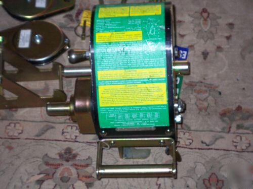 Msa lynx personnel/materials hoist 10016568 side mount