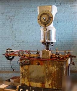 Used: meyer 8 head crowner, carbon steel. cap hopper wi