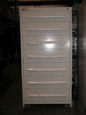 Vidmar 7 drawer tool / parts storage cabinet