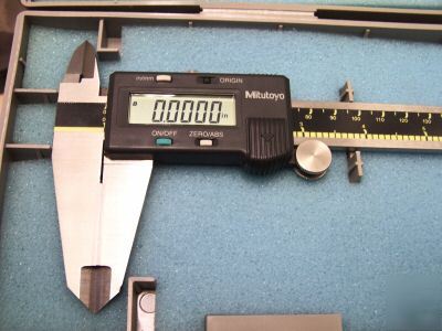 Mitutoyo digimatic calipers w/ absolute encoder 500-166