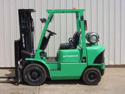 2000 mitsubishi pneumatic 5000LB used forklift #3286