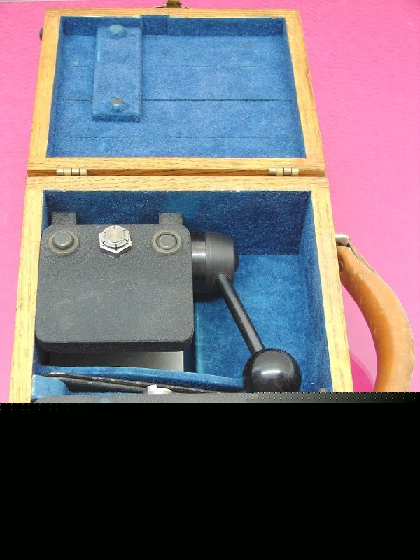 Vintage accurate bushing co. lift swing drill jig vise
