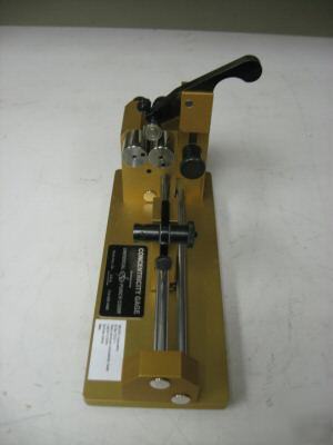 Universal punch concentricity gage mdl a-10