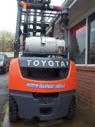 Forklift toyota tow motor eight series fork lift 