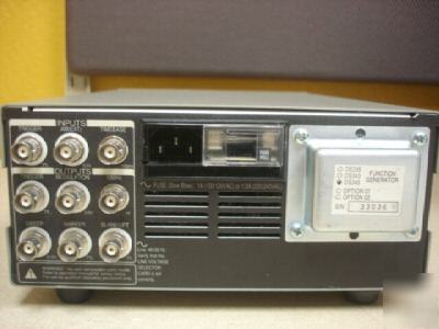 Standford research DS345 synthesized function generator