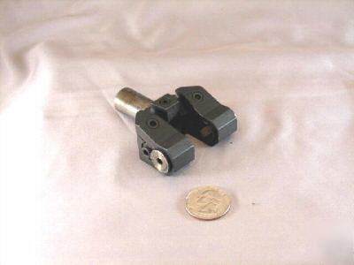 Hardinge crush type knurling tool with 2 knurls