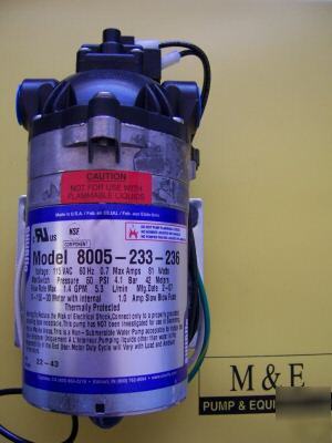New shurflo diaphragm pump 8005-233-236 