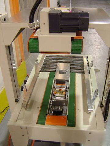 Semi automatic case/carton sealer