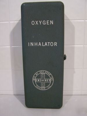 Vintage oxygen inhalator in heavy-duty metal case