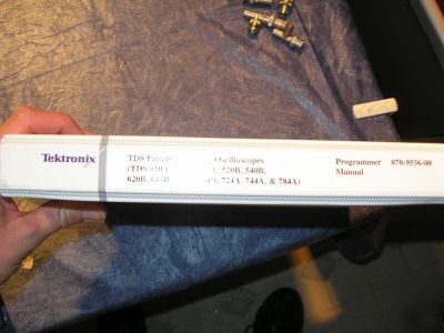 Tds family digitizing oscilloscopes programmer manual