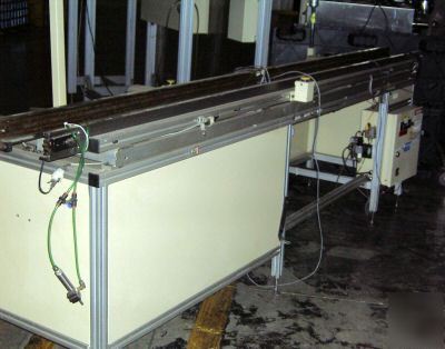 Dynapace pcb accumulating conveyor adj width edge chain