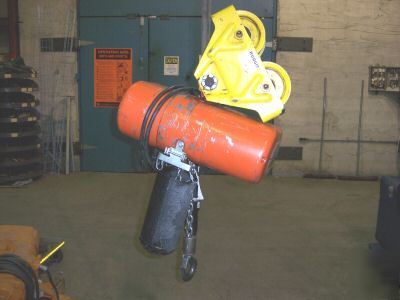 1 ton cm lodestar elec.chain hoist push trolley