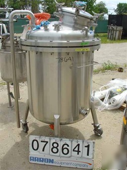Used: stainless fabrication inc tank, 200 gallon, 316 s