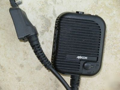 M/a-com (ge/ericsson) P7100 / 700P speaker microphone